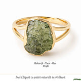 Inel argint 925 placat cu aur de 18k si moldavit brut M6.5/53 – energie intensa si transformare autentica