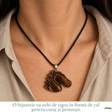 Colier cu Ochi de Tigru Natural in Forma de Cal – Curaj, Protectie si incredere