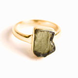 Inel din argint 925 cu Moldavit placat cu Aurit de 2.74gr 18k 46 (EU) / 4.5 (US)- Energia Metamorfozei Spirituale