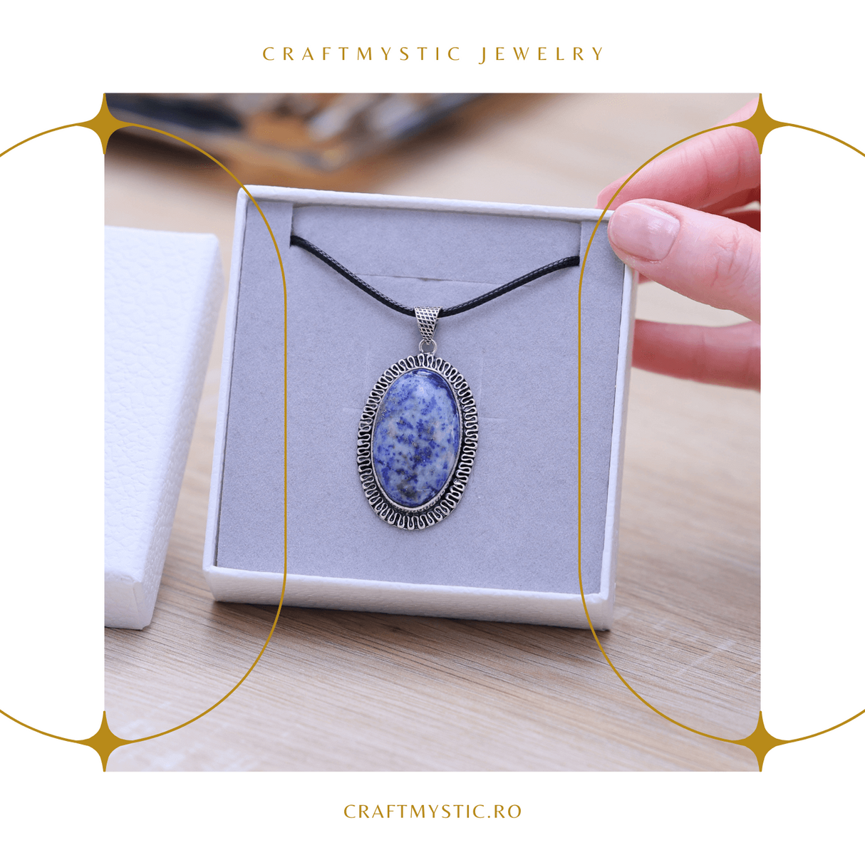 Colier reglabil cu pandativ din ochi de tigru oval Qadri
