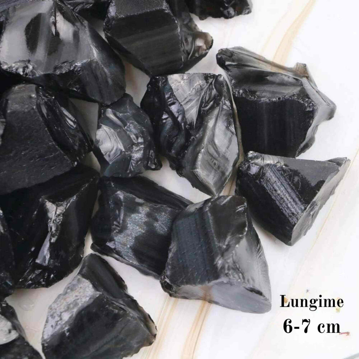 Cristal Obsidian Negru Natural Brut 4-5 cm: Pietre de Protectie si Echilibrare, Perfecte pentru Meditatie si Decor