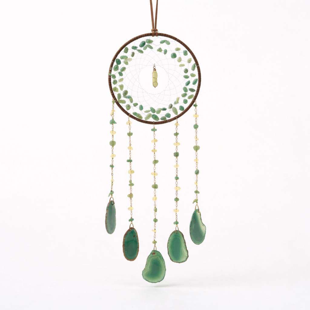 Dreamcatcher cu aventurin verde si felii agat, un cerc al sperantei si al echilibrului natural