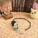 Ornament de agatat cu cristale vindecatoare Ametist si Turmalina Neagra, accesorii sub forma de semiluna si steluta Decor feng shui pentru oglinda masinii, casa si birou