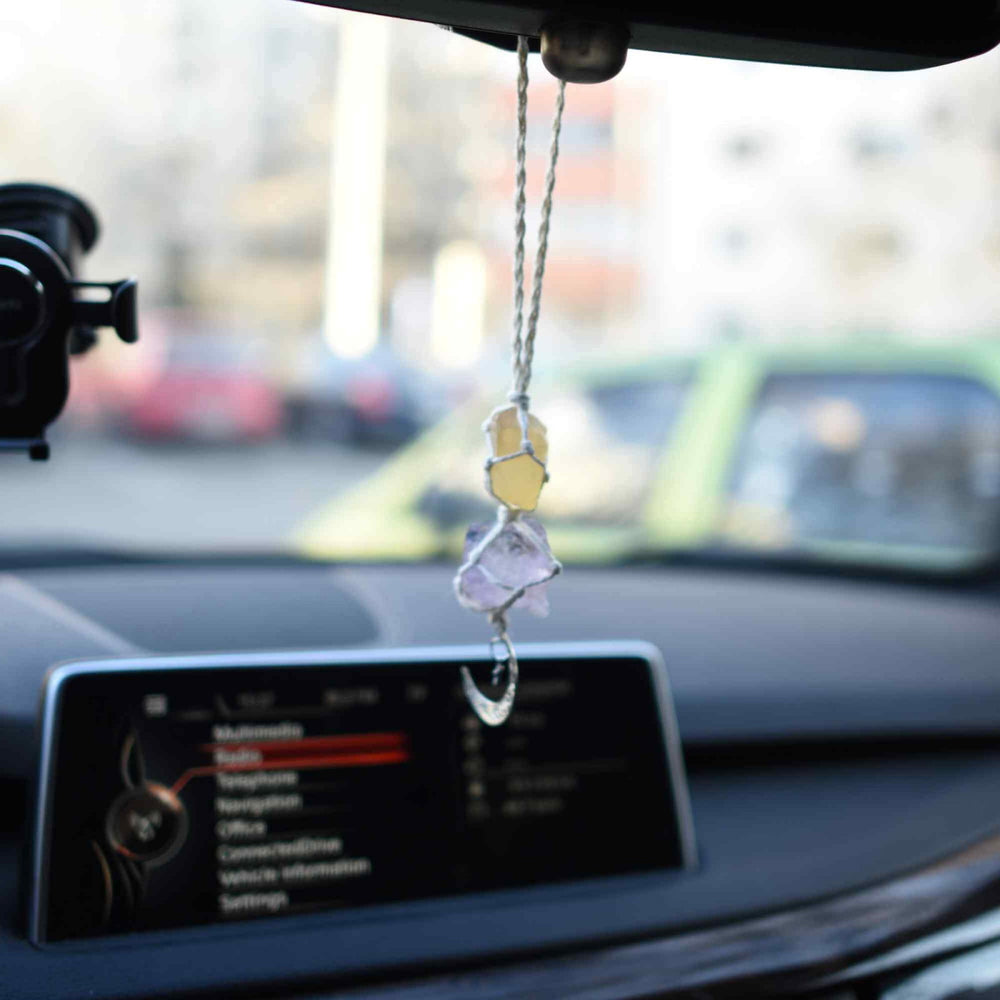 Ornament de agatat cu cristale vindecatoare Ametist si Turmalina Neagra, accesorii sub forma de semiluna si steluta Decor feng shui pentru oglinda masinii, casa si birou