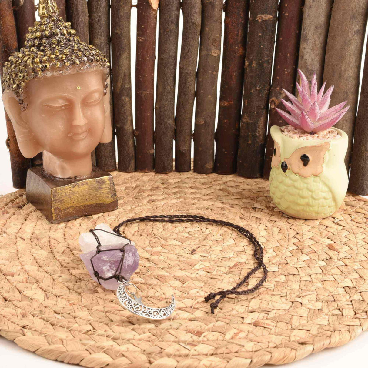 Ornament de agatat cu cristale vindecatoare Ametist si Turmalina Neagra, accesorii sub forma de semiluna si steluta Decor feng shui pentru oglinda masinii, casa si birou