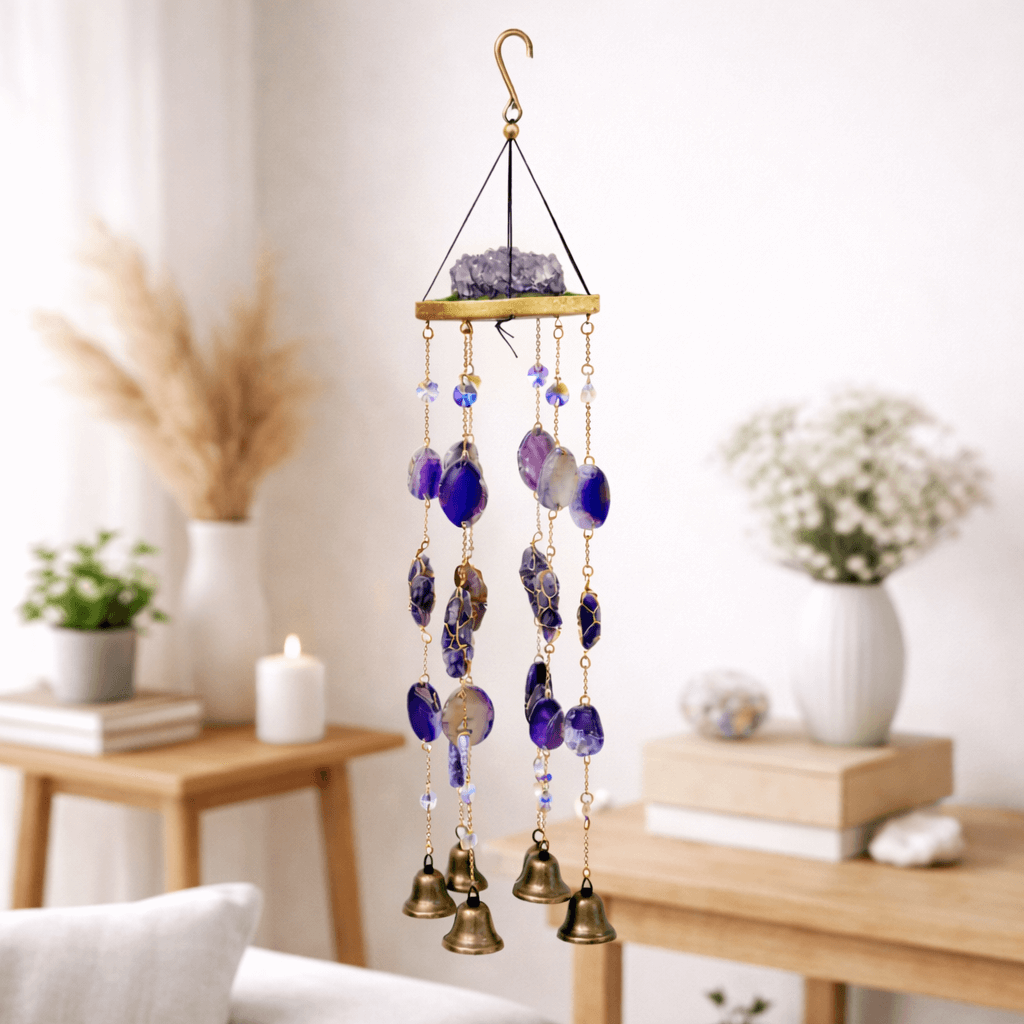 Ornament decorativ cu Ametist – un echilibru vizual care invita la liniste si reflectie