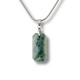 Colier cu Jad Verde Indonezian si Lant Titanium - Echilibru, Eleganta si Energie Pozitiva