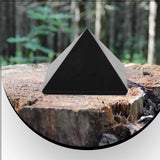 Generator de energie unic din cristal natural de Obsidian Negru in forma de piramida 8 cm