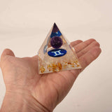 Piramida de Energie Orgonica 6 cm cu Cristale de Vindecare specifice Zodiei Berbec pentru Relaxare, Meditatie si Ornament