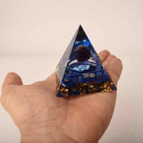 Piramida de Energie Orgonica 6 cm cu Cristale de Vindecare specifice Zodiei Berbec pentru Relaxare, Meditatie si Ornament