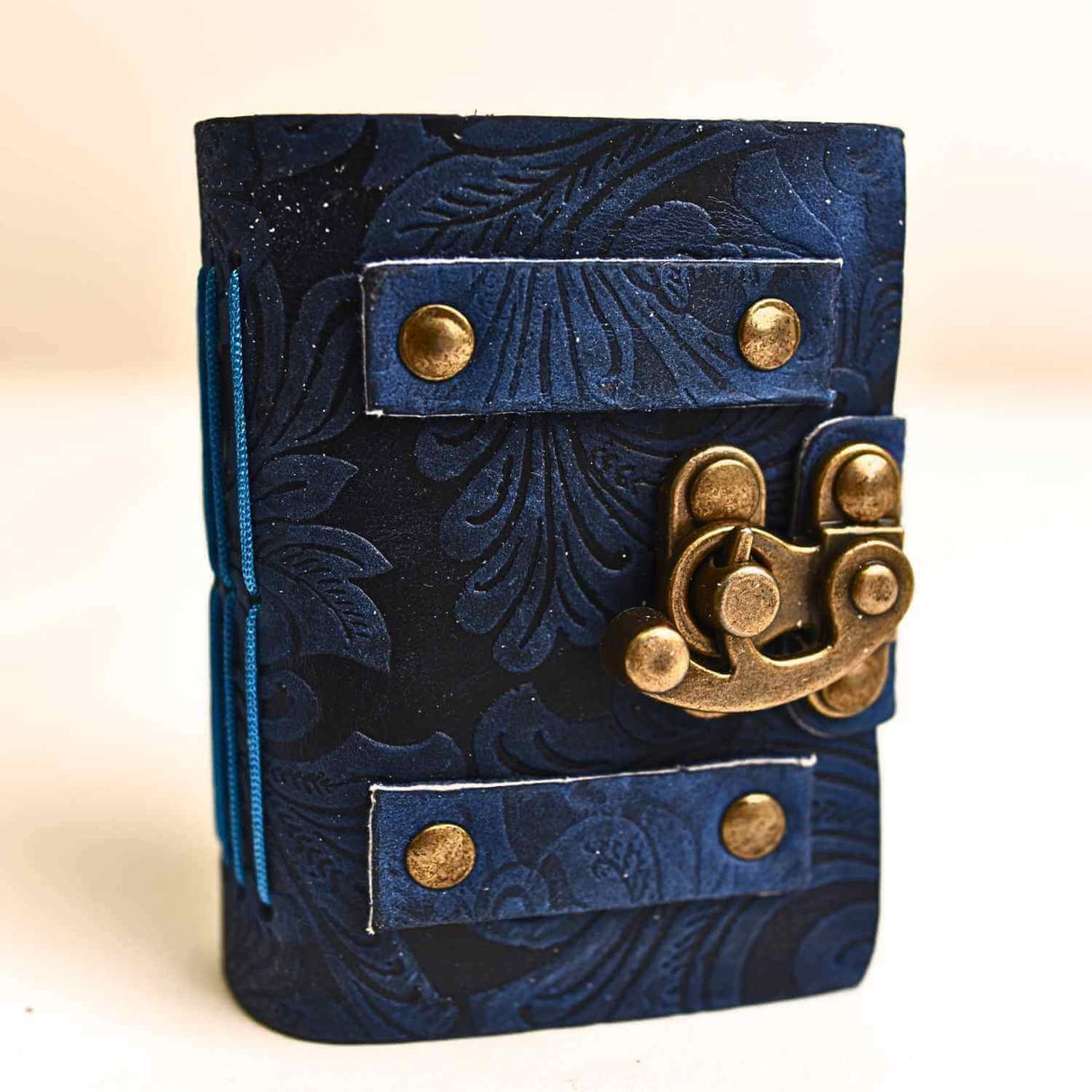 Talisman pentru Ganduri – Mini Jurnal Verdecu Coperta din Piele